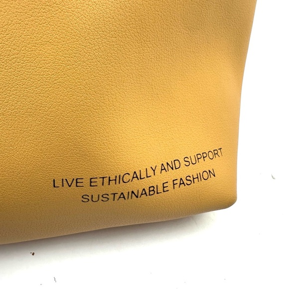 Expression NYC Park Avenue Vegan Yellow Mustard Belt Bag Brand New - Picture 3 of 12